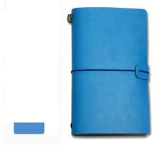 Charger l'image dans la galerie, À Notre Fille - Fier de Toi - Journal Vintage - Cadeau Personnalisé