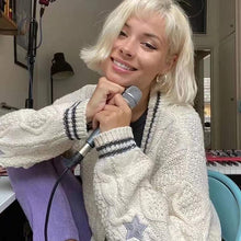 Charger l'image dans la galerie, Cardigan oversize en maille torsadée brodée d'étoiles