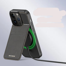 Charger l'image dans la galerie, Coque Cuir PU MagSafe - Fente Carte pour iPhone