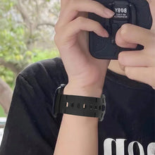 Charger l'image dans la galerie, Bracelet en silicone Compatible avec Apple Watch