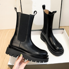 Charger l'image dans la galerie, Bottes en Cuir mi-Mollet pour femmes