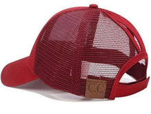 Charger l'image dans la galerie, CASQUETTE AVEC OUVERTURE POUR QUEUE DE CHEVAL - CC Label Rouge - Casquettes de Baseball