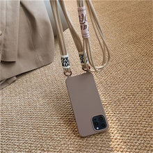 Charger l'image dans la galerie, Coque Souple en Silicone  avec Lanière pour iPhone Protection et Style Réunis

