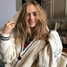 Charger l'image dans la galerie, Cardigan oversize en maille torsadée brodée d'étoiles
