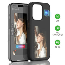 Charger l'image dans la galerie, Coque pour iPhone personnalisable avec projection arrière
