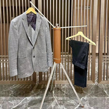 Charger l'image dans la galerie, Étendoir à Linge Parapluie Pliable: Gain de Place et Pratique
