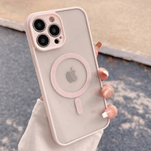 Charger l'image dans la galerie, Coque pour iPhone Transparent Compatible MagSafe
