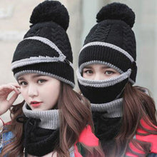 Charger l'image dans la galerie, 3 en 1 Bonnet tricoté d'hiver et écharpe Circulaire avec Masque Facial
