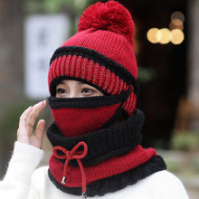 Charger l'image dans la galerie, 3 en 1 Bonnet tricoté d'hiver et écharpe Circulaire avec Masque Facial
