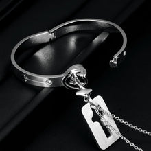 Charger l'image dans la galerie, Nom personnalisé Bracelet cœur &amp; pendentif clé pour les couples
