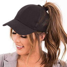 Charger l'image dans la galerie, CASQUETTE AVEC OUVERTURE POUR QUEUE DE CHEVAL - Casquettes de Baseball
