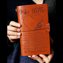 Charger l'image dans la galerie, À Ma Fille- Maman - Fier de Toi - Journal Vintage - Cadeau Personnalisé Agenda a ma fille 
