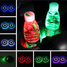 Charger l'image dans la galerie, Porte gobelet LED pour la Voiture avec 7 couleurs - Livraison Gratuite - Porte-boissons
