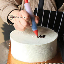 Charger l'image dans la galerie, Silicone Food Writing Pen Chocolate Decorating tools Cake Mold Cream cup cookie Icing Piping Pastry Nozzles kitchen accessories - Dessert
