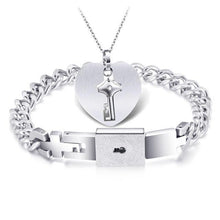 Charger l'image dans la galerie, Nom personnalisé Bracelet cœur &amp; pendentif clé pour les couples
