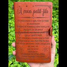 Charger l'image dans la galerie, À mon petit fils- N’oublie jamais que je t'aime - Cadeau Personnalisé - Journal vintage 
